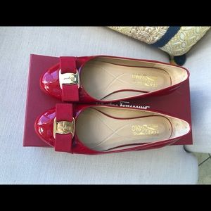 Salvatore Ferragamo flats
